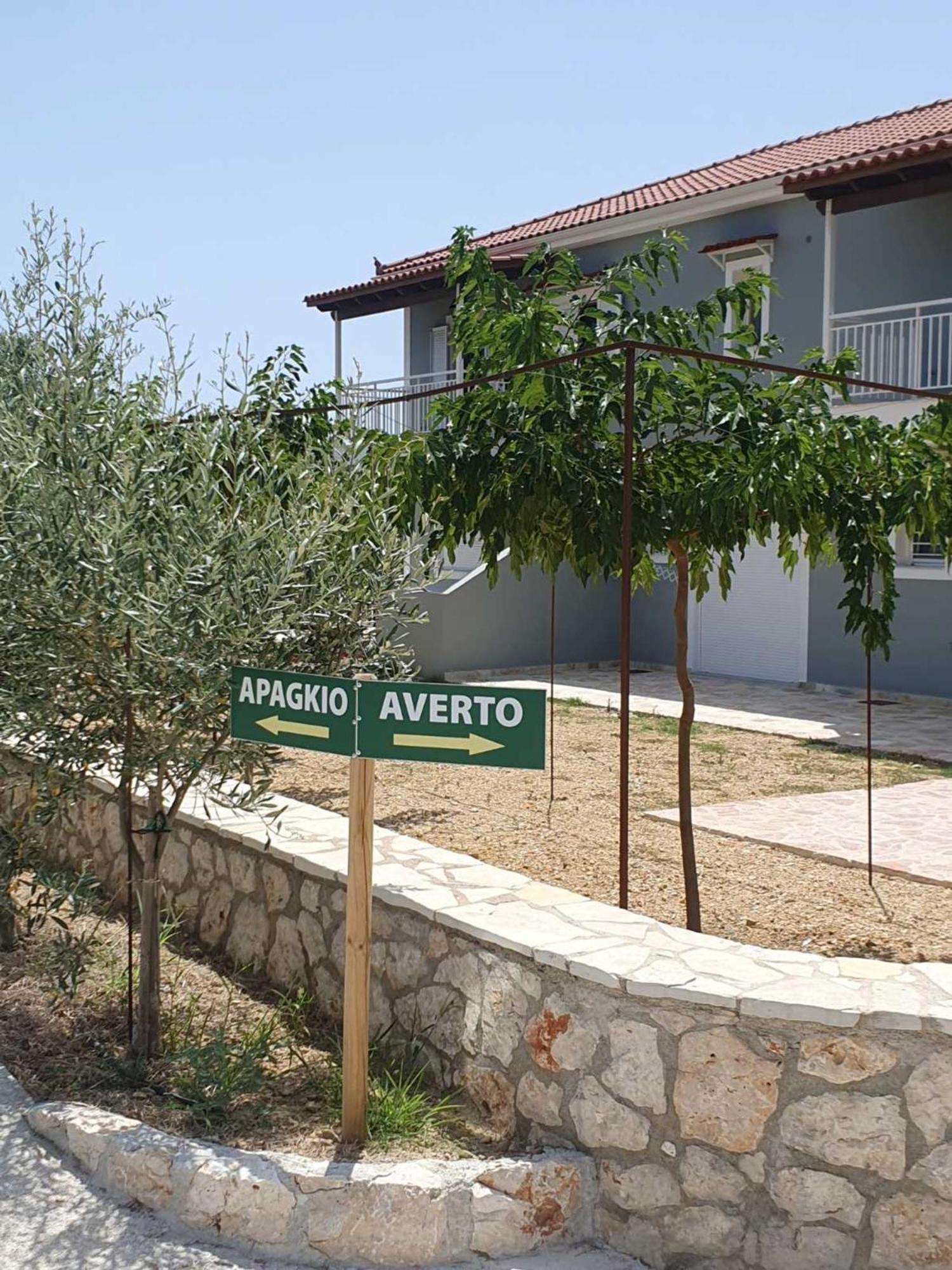 Dendra Apartments at Skala Poros  Exteriör bild